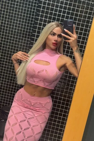 Karol (24 años) — Barcelona, España - 9