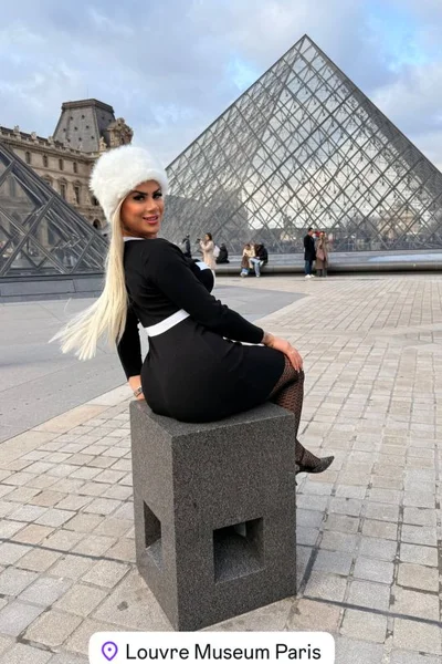 Karol (24 años) — Barcelona, España - 102