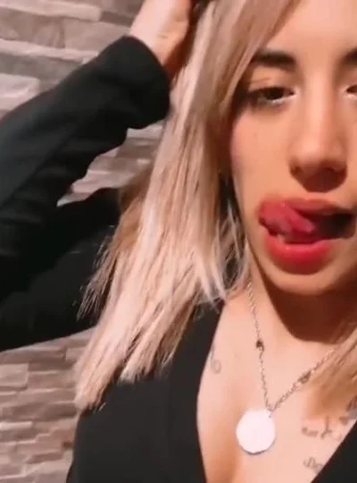 Luli (23 años) — Punta del Este, Uruguay - 3