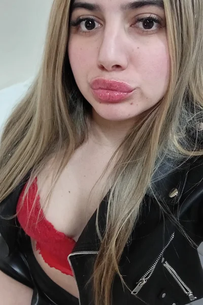 Alice (23 anos) — Rosario, Argentina - 3