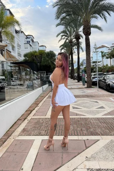 Astrid (26 años) — Marbella, España - 24