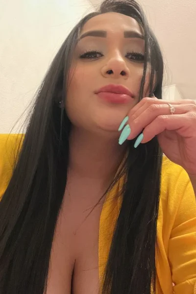 Andrea (27 años) — Barcelona, España - 7