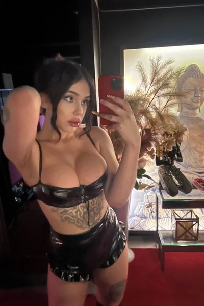 Rubi (28 años) — Sabadell, España - 12