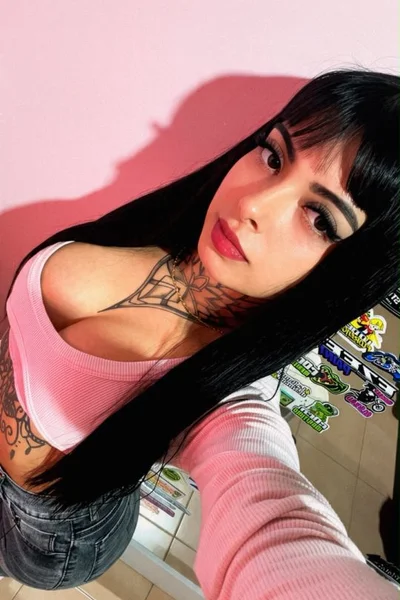 Luna (22 años) — Balvanera, Argentina - 1