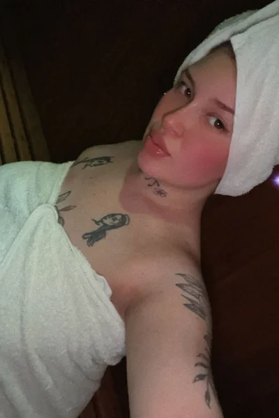 Alenka (23 años) — Villa Devoto, Argentina - 5