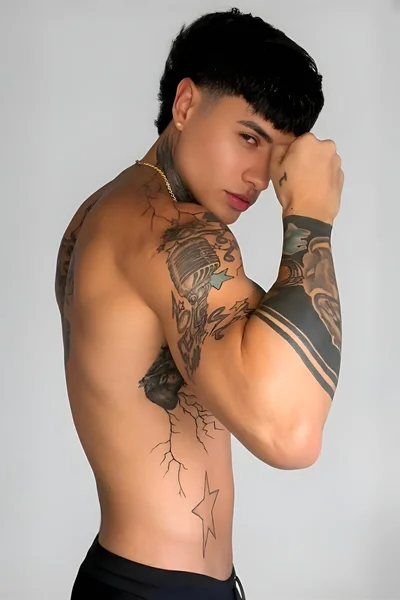Alejandro (26 anos) — Madrid, España - 3