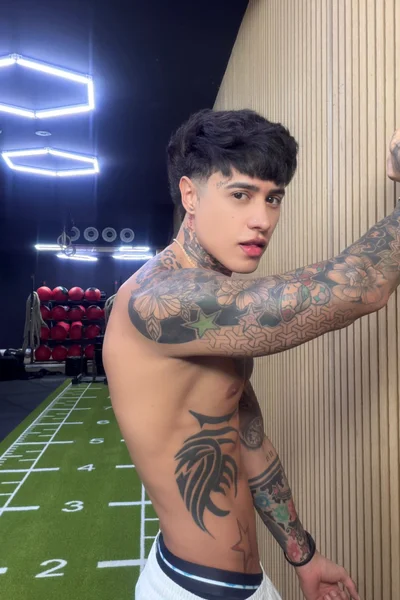 Alejandro (26 anos) — Madrid, España - 16