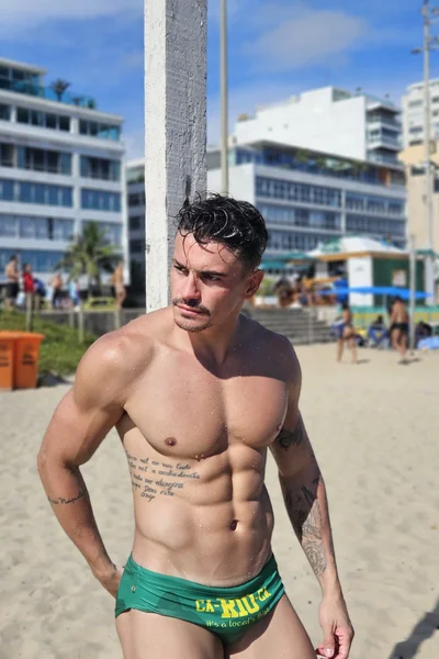 Eduardo (25 años) — São Paulo / São Paulo