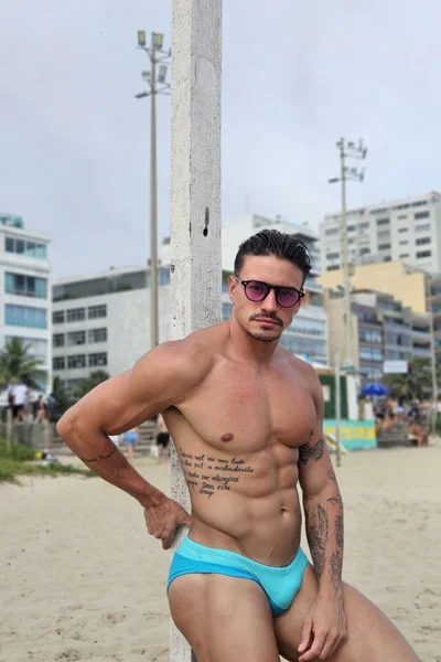 Eduardo (25 years) — São Paulo, Brasil - 16
