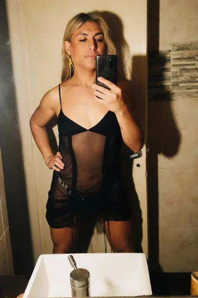 Chanel D (29 años) — Confluencia, Argentina - 2
