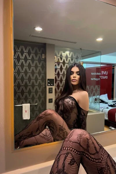 Carolina Vidaurri (23 años) — Ciudad de México, México - 63