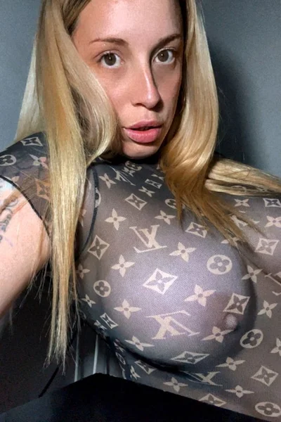 Maia (34 años) — Bariloche, Argentina - 57