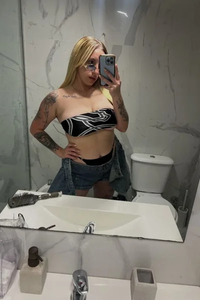 Maia (34 años) — Bariloche, Argentina - 14