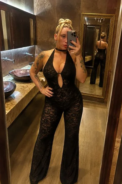 Maia (34 años) — Bariloche, Argentina - 1