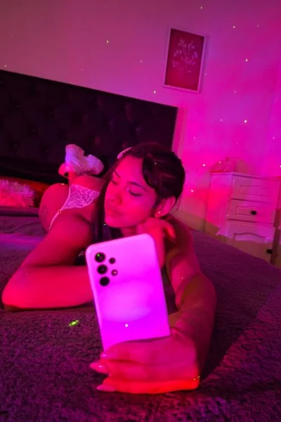 Kathy (18 años) — Confluencia, Argentina - 18
