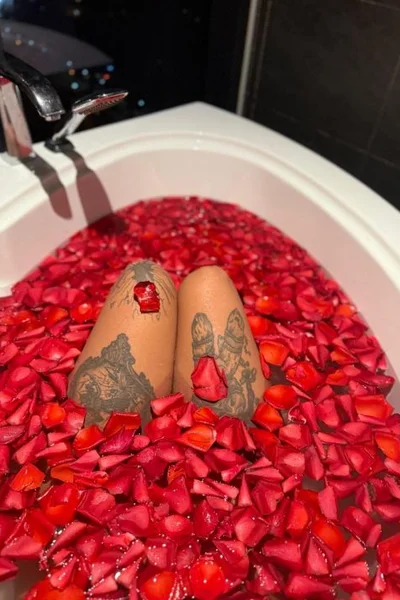 Valentine (26 años) — Madrid, España - 9