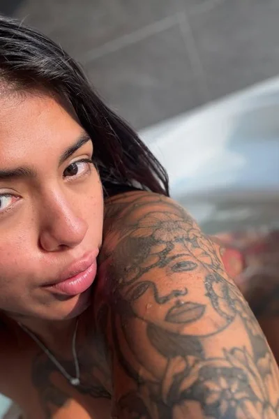 Valentine (26 años) — Madrid, España - 13