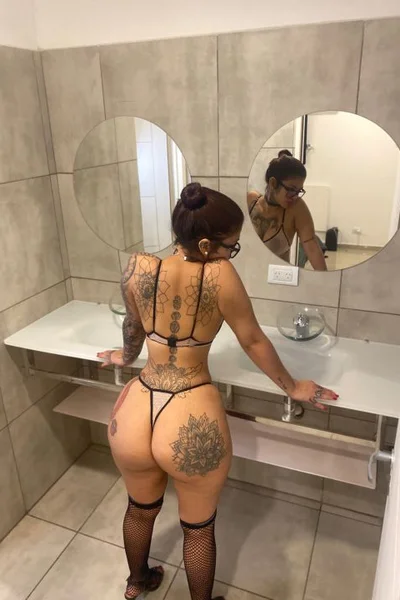 Valentine (26 años) — Madrid, España - 37