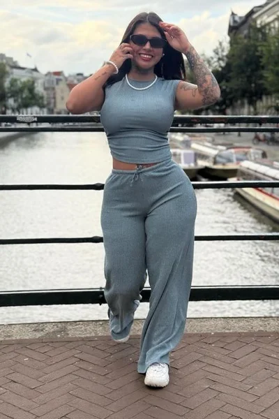 Valentine (26 años) — Madrid, España - 25