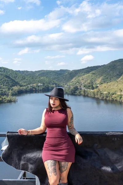 Valentine (26 años) — Madrid, España - 5