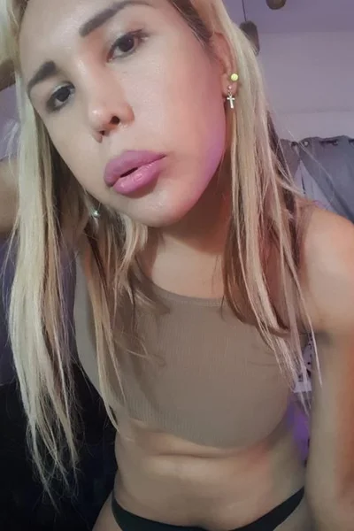 Jolene (26 años) — Villa Devoto, Argentina - 121