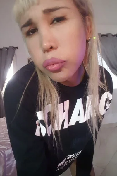 Jolene (26 años) — Villa Devoto, Argentina - 139