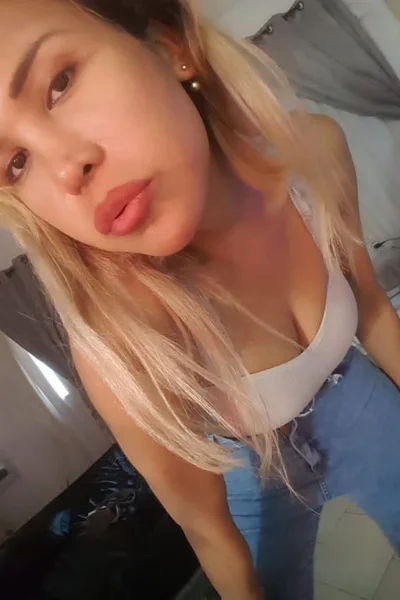 Jolene (26 años) — Villa Devoto, Argentina - 92