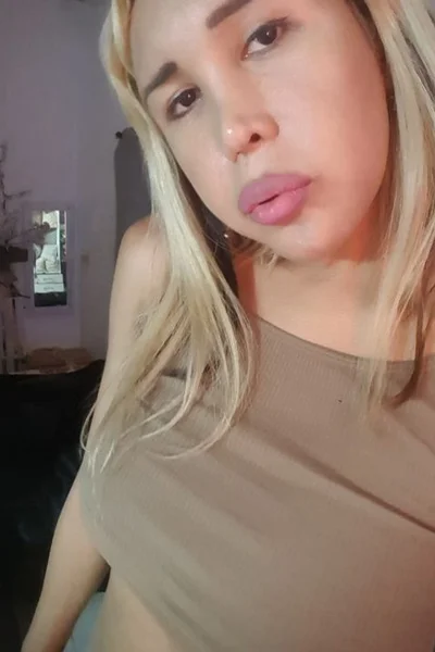 Jolene (26 años) — Villa Devoto, Argentina - 123