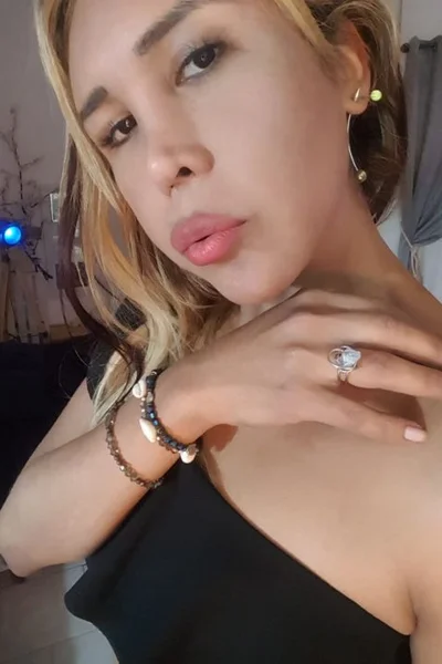 Jolene (26 años) — Villa Devoto, Argentina - 150