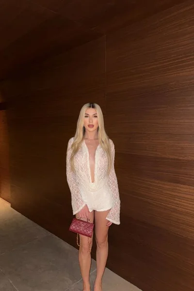 Barbie (24 anos) — Madrid, España - 9