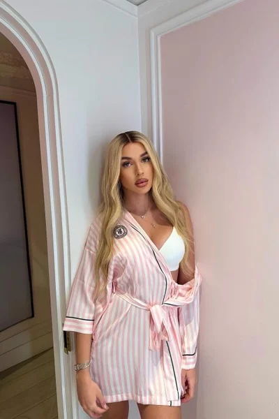 Barbie (24 anos) — Madrid, España - 13