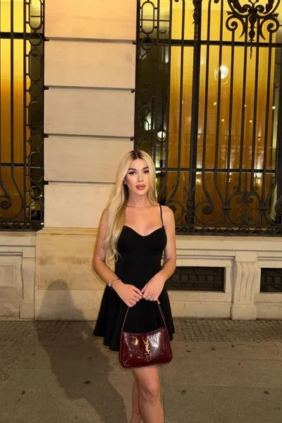Barbie (24 anos) — Madrid, España - 11