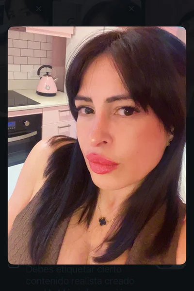 Jenni (44 años) — Recoleta, Argentina - 2