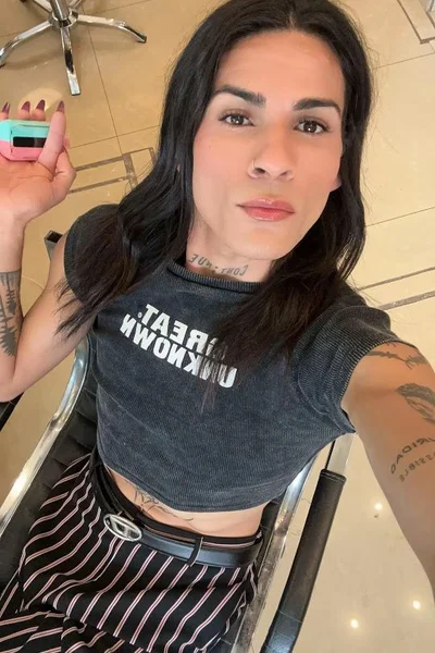 Miranda Maciel (28 años) — Microcentro, Argentina - 16
