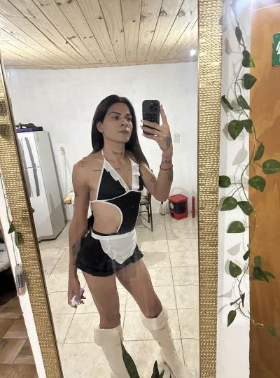 Miranda Maciel (28 años) — Microcentro, Argentina - 14