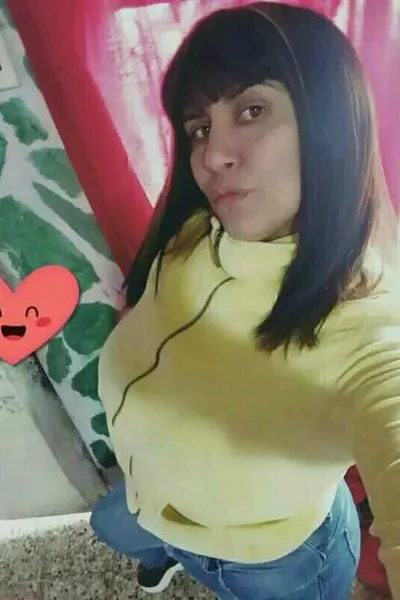 Luna (31 anos) — General San Martín, Argentina - 17