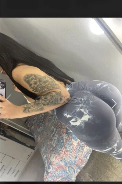 Mia (29 años) — Mar del Plata, Argentina - 90