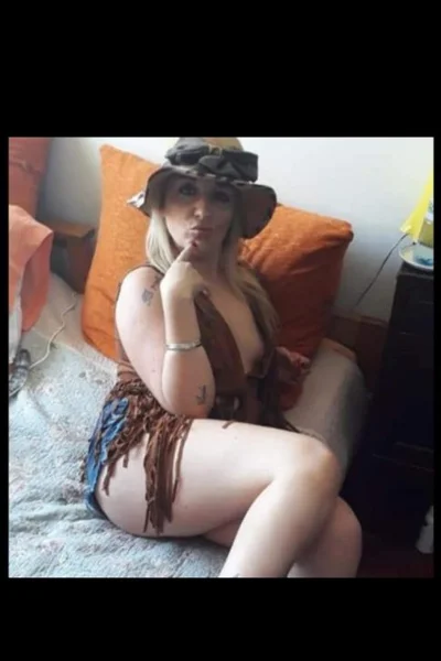 Mia (29 años) — Mar del Plata, Argentina - 106