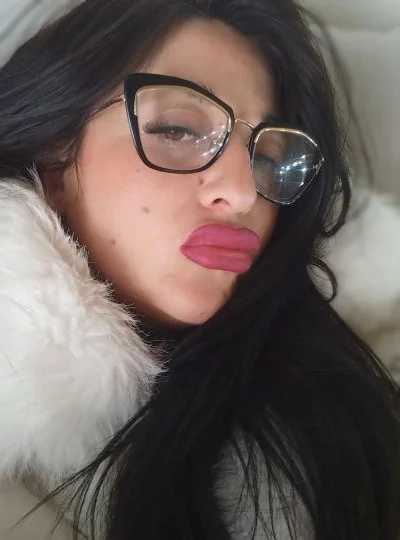 Mia (29 años) — Mar del Plata, Argentina - 1