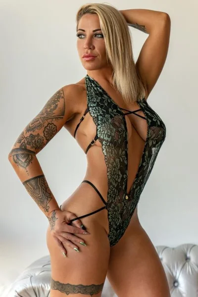 Mia (37 anos) — Palermo, Argentina - 38
