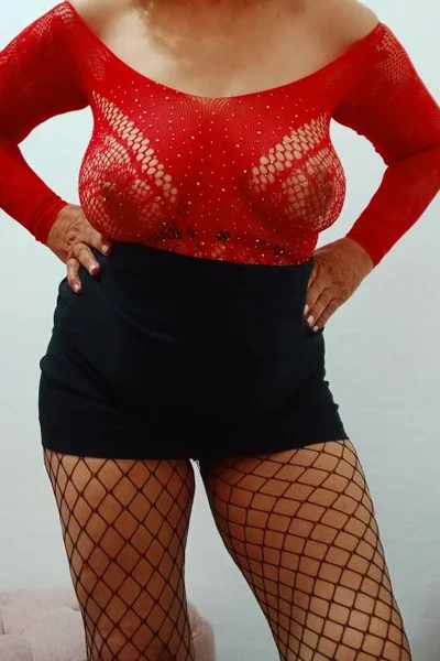 Mara (53 años) — Tres Cruces, Uruguay - 7