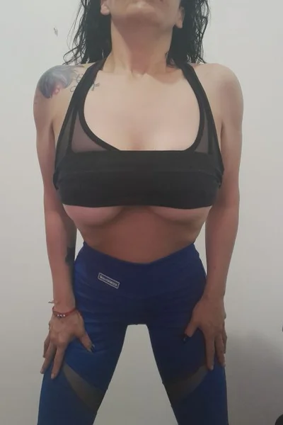 Brenda (41 años) — Flores, Argentina - 12