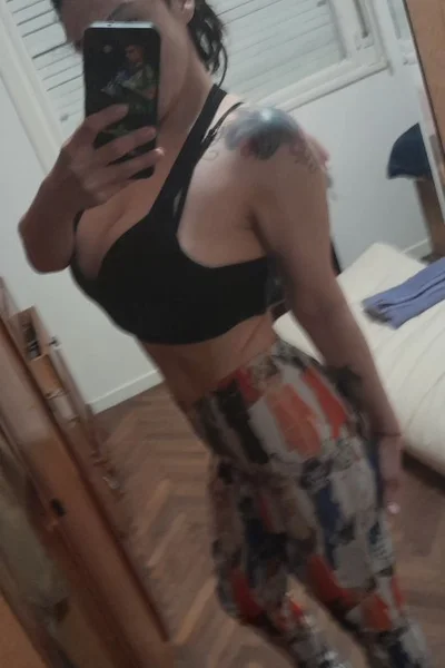 Brenda (41 años) — Flores, Argentina - 32