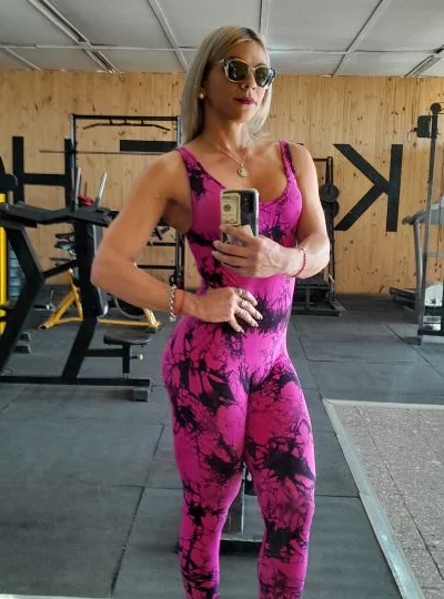 Celeste bb (32 años) — Confluencia, Argentina - 4