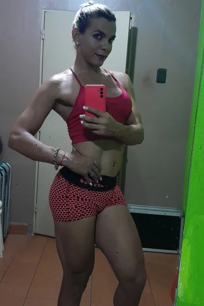 Celeste bb (32 años) — Confluencia, Argentina - 48
