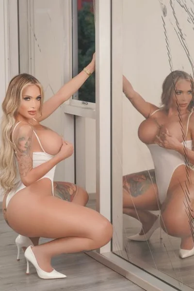 Carolina Fox (24 anos) — Ciudad de México, México - 94