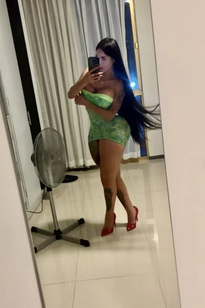Carolina Fox (24 anos) — Ciudad de México, México - 112