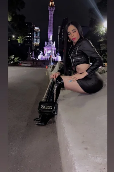 Angela Lucciani (27 anos) — Ciudad de México, México - 35