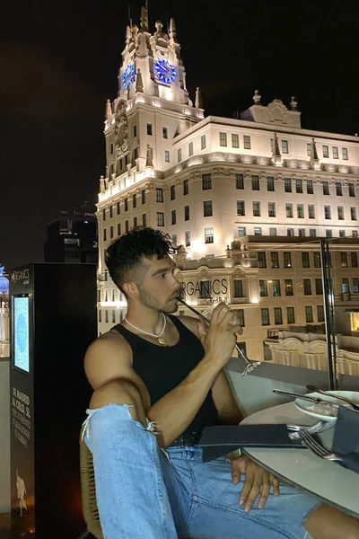 Bryan (27 años) — Madrid, España - 13