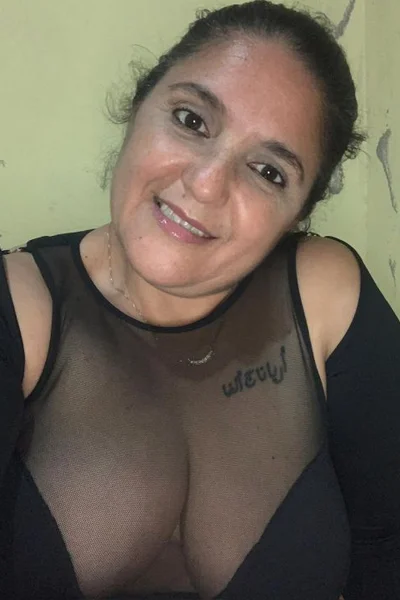Sabrina Paz (23 años) — Villa Devoto, Argentina - 1